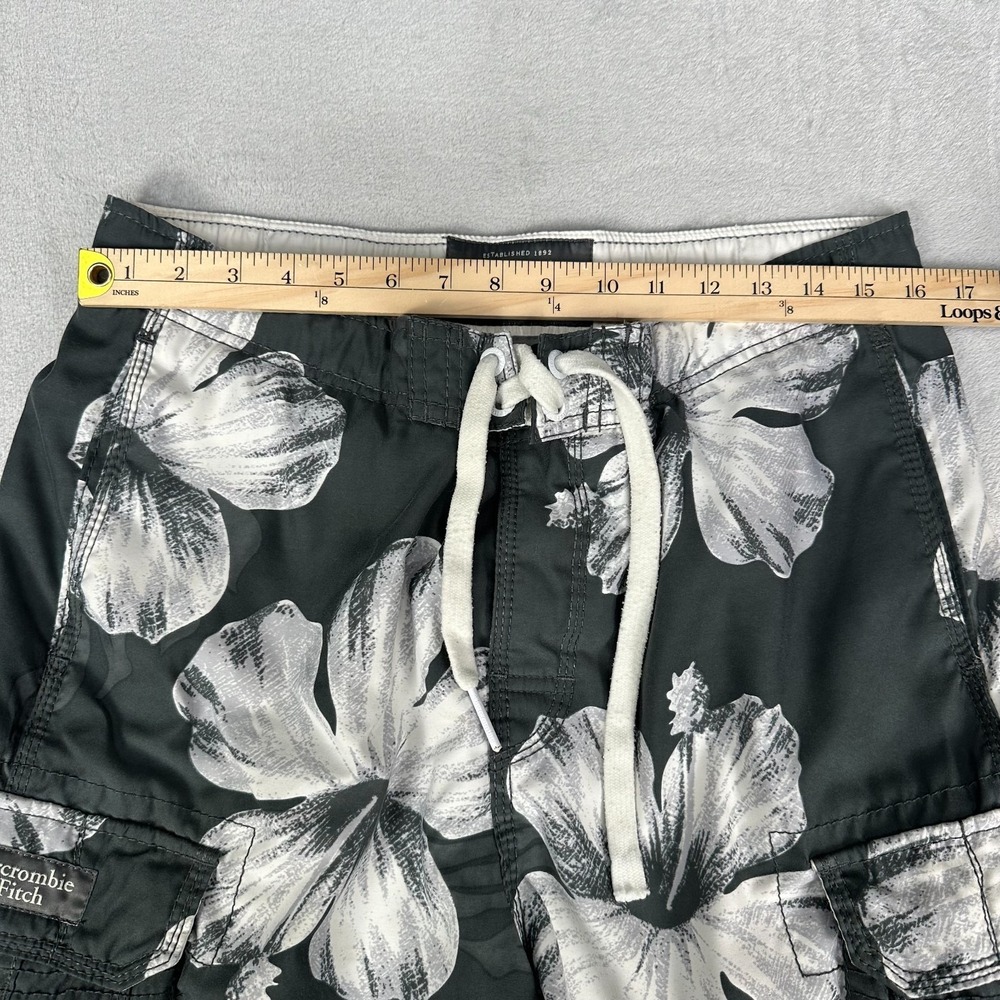 Abercrombie & Fitch Swim Shorts Mens Medium Floral Gray Board Shorts Casual - Picture 9 of 12